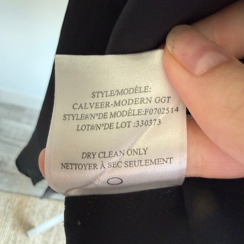 Theory 100% Silk Black Blouse Top Classic Quiet Luxury Workwear Size Small - Picture 6 of 8